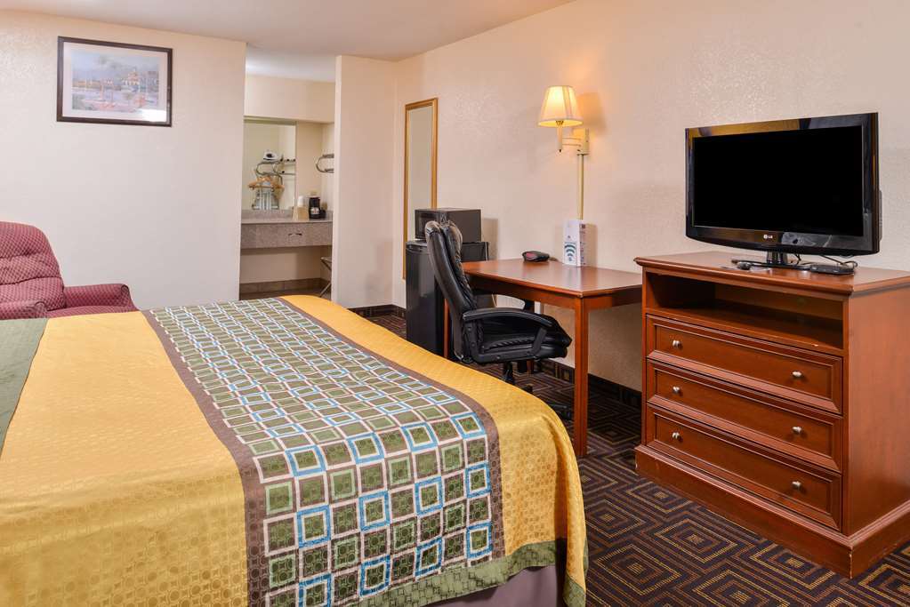 Super 8 By Wyndham Seguin Hotell Rum bild